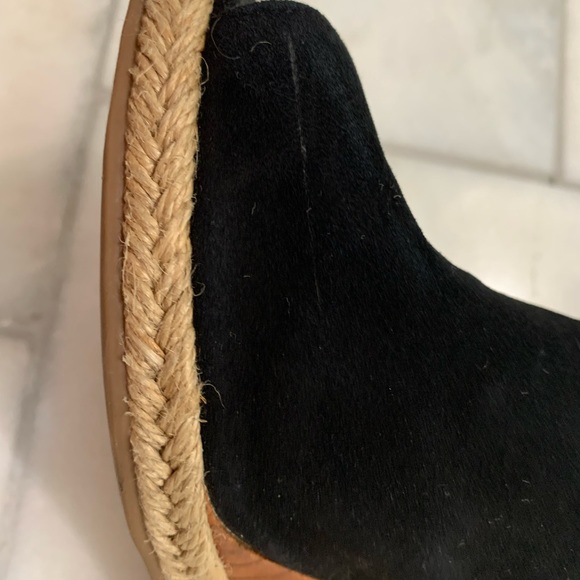 Tory Burch Peep Toe Wedge - Picture 11 of 17